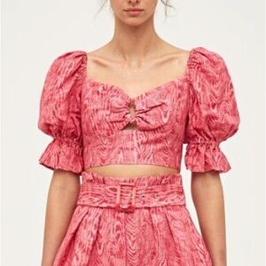 C/MEO Collective Pink Wood Grain Top